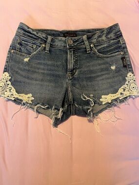 Silver Jeans Suki Shorts with Lace Lining